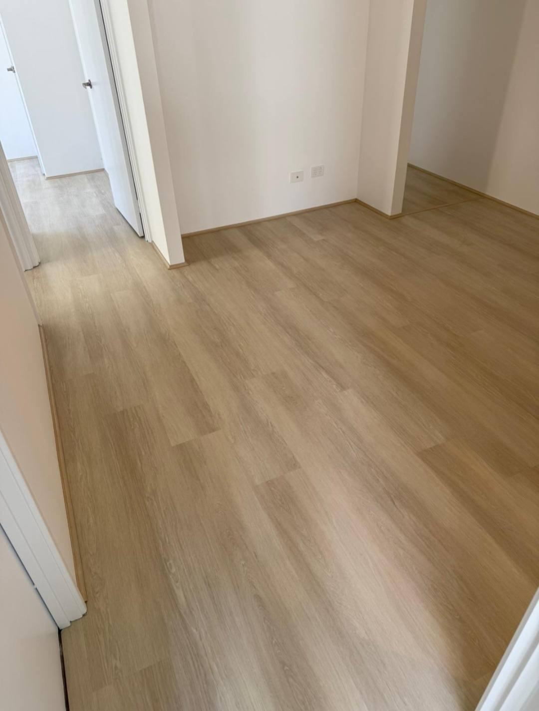 Looking for Hybrid Flooring in Baldivis? See Our 150sqm BEACH Installation